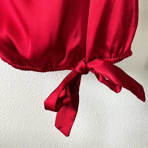 Vince Camuto Off the Shoulder Bubble Sleeve Blouse in Red Hot (M) - Picture 4 of 7